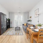 Modern In With Parking And Balcony By Renters Apartmán *