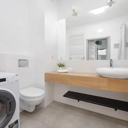 Apartament Modern In With Parking And Balcony By Renters Warszawa