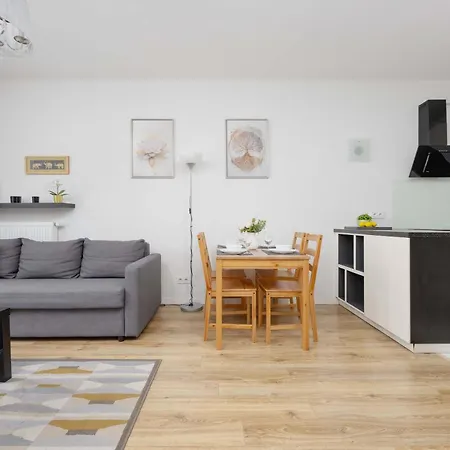 Modern In With Parking And Balcony By Renters * Varšava