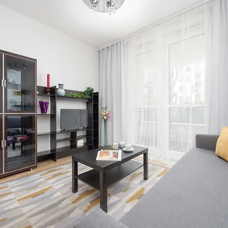 Modern In With Parking And Balcony By Renters Apartmán *